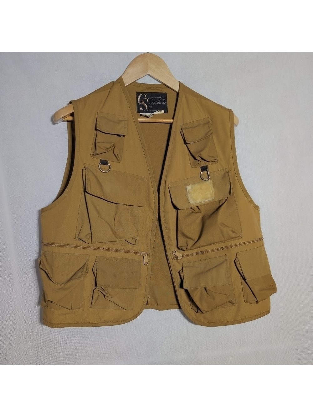Columbia Sports Portland Or Sz LG Tan Utility Fishing Vest